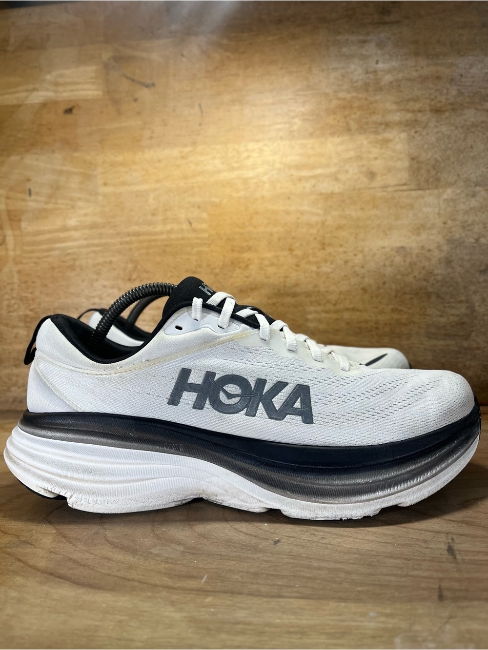 Hoka One One Bondi 8 REFLECTIVE Mens Sz 10.5 Running Shoes Sneakers White Black